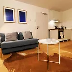Charmantes - Fuer 2-4 Personen - Modern, Ruhig, Parkplatz Daire Passau