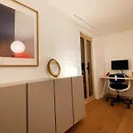 Charmantes - Fuer 2-4 Personen - Modern, Ruhig, Parkplatz